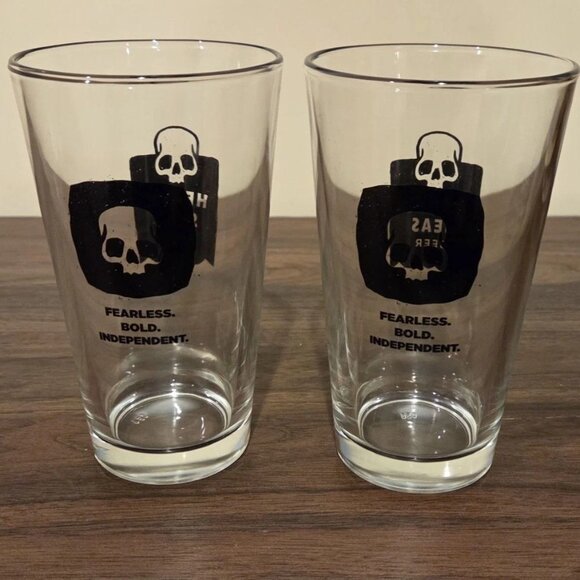 Heavy Seas Beer Glasses Set Of 2 Skull Logo Fearless Bold Independent 6" Tall Ha - Picture 4 of 4